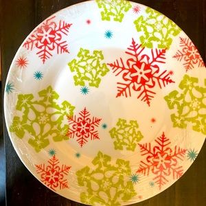 Snowflake salad plates - 11 count